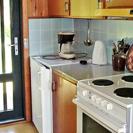Two-bedroom Holiday In 31
