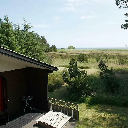 Two-bedroom Holiday In 31 Holiday home