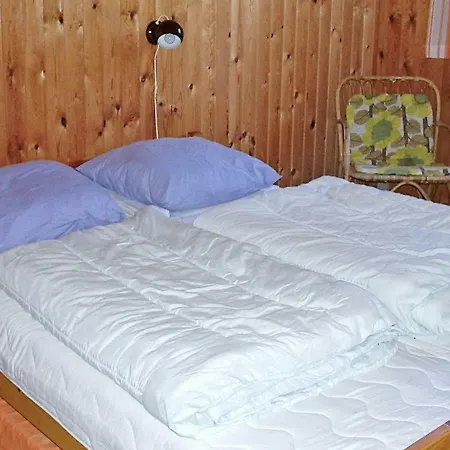 Two-bedroom Holiday In 31