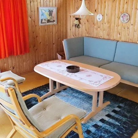 Two-bedroom Holiday In 31